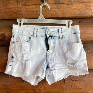 3/$27 Light Denim Jean Shorts size 6